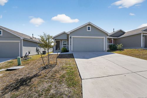 13930 Silos Mdws, San Antonio, TX, 78252-1749 | Card Image