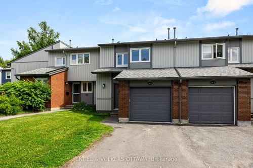 42D Benlea Dr, Nepean, ON, K2G4A9 | Card Image