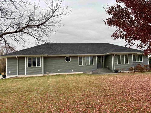 54661 Chardan Dr, Battle Creek, NE, 68715-5067 | Card Image