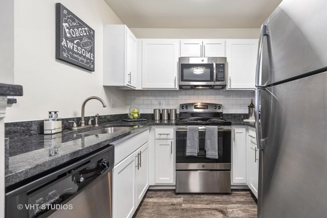 80 - 80 Gershwin Ct, Townhouse with 2 bedrooms, 2 bathrooms and 2 parking in Wheaton IL | Image 38