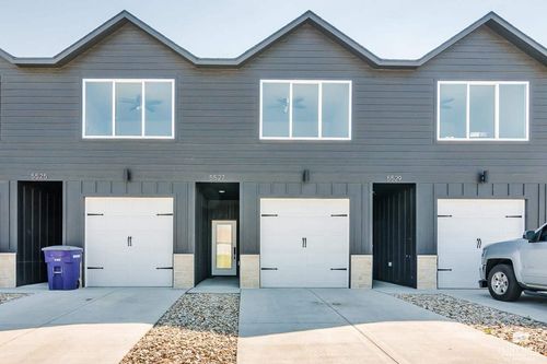 5527 Goheen Dr, Manhattan, KS, 66503-2655 | Card Image