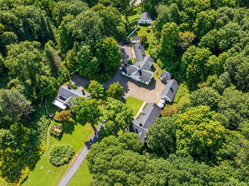9 Cole Dr, North Castle, NY, 10504-3004 | Card Image