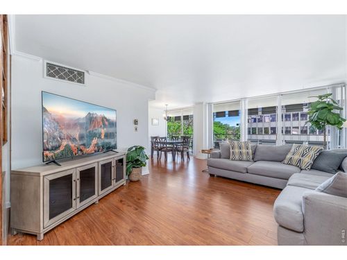 410-790 N Washington St, Denver, CO, 80203-3744 | Card Image