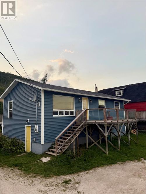 155 Main Rd, Bonne Bay, NL, A0K1P0 | Card Image