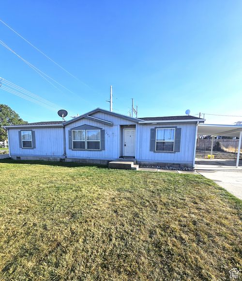 407 W Richard St, Grantsville, UT, 84029-9302 | Card Image
