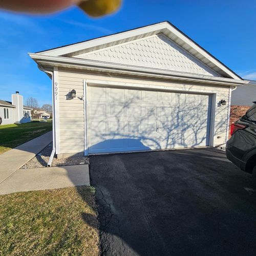 9991 Hunters Run, Saint John, IN, 46373 | Card Image