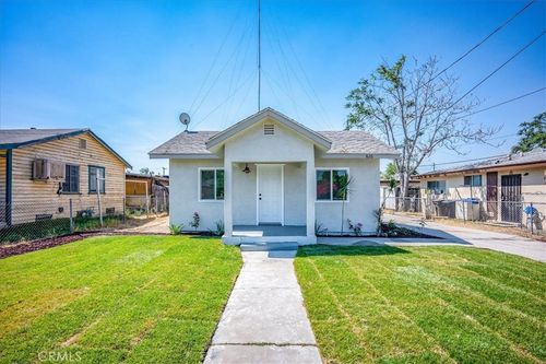 820 E E St, Colton, CA, 92324 | Card Image