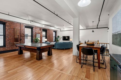 1c-19 Stanhope St, Boston, MA, 02116-5152 | Card Image
