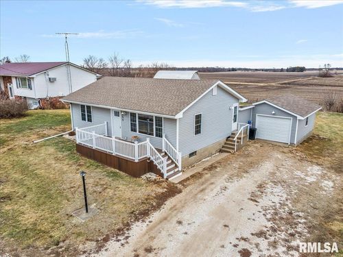 460 Bluegrass St, Pittsfield, IL, 62363-3027 | Card Image