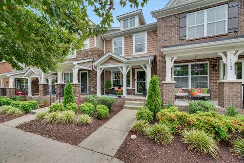 1404 Riverbrook Dr, Hermitage, TN, 37076-3574 | Card Image