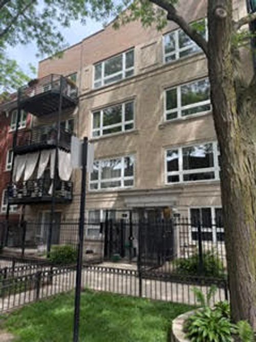 t-902 W Agatite Ave, Chicago, IL, 60640-6010 | Card Image