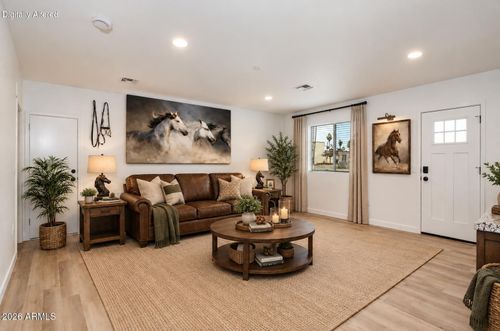 1835 W Hadley Street, Phoenix, AZ, 85007 | Card Image