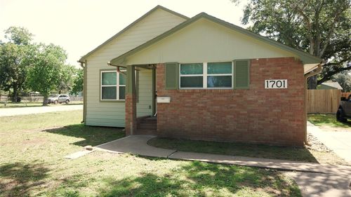 1701 West St, Rosenberg, TX, 77471-4235 | Card Image