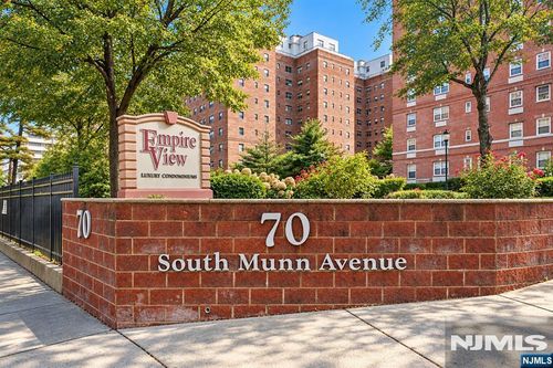 70 Munn Ave, East Orange, NJ, 07018-4322 | Card Image