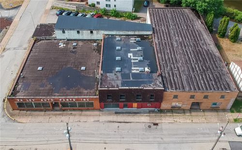 325 Airbrake Ave, Wilmerding, PA, 15148 | Card Image