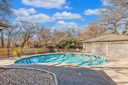 1011 Tanglewood Ln, Arlington, TX, 76012-4454 | Card Image