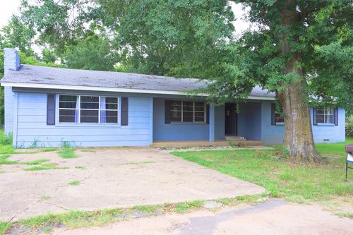 126 Pecan Cir, Athens, TX, 75751-5576 | Card Image