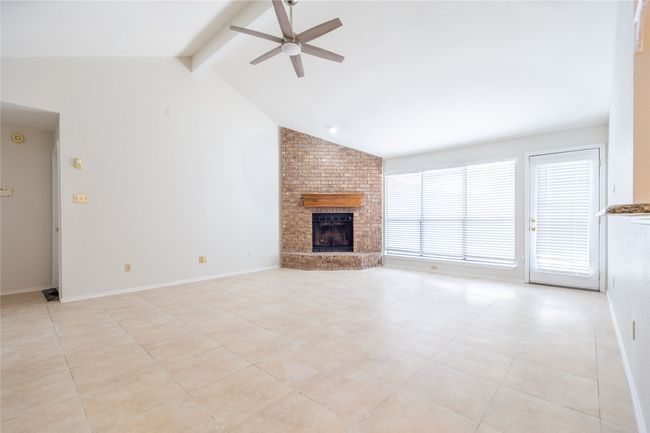 809 Simon Dr, House other with 3 bedrooms, 2 bathrooms and null parking in Plano TX | Image 16