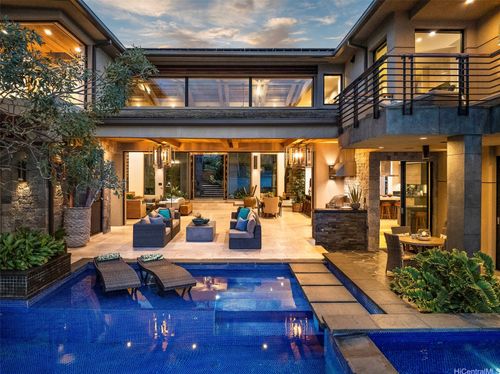 176 Hanapepe Loop, Honolulu, HI, 96825-2110 | Card Image