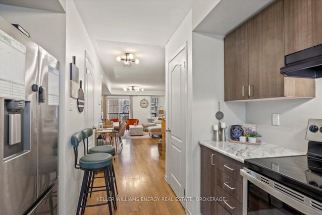 2372 Chevron Prince Path, Condo with 3 bedrooms, 3 bathrooms and 1 parking in Oshawa ON | Image 7