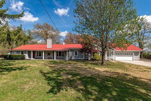 7926 Normandy Ln, Centerville, OH, 45459-4122 | Card Image