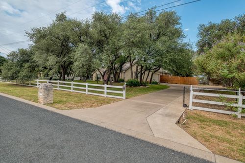 125 Ridgewood Cv, Georgetown, TX, 78633-4336 | Card Image