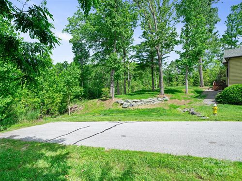 99999 Millbrae Loop, Hendersonville, NC, 28791 | Card Image