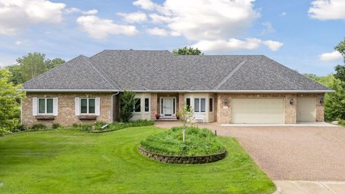 7604 Delaney Blvd, Edina, MN, 55439-2761 | Card Image