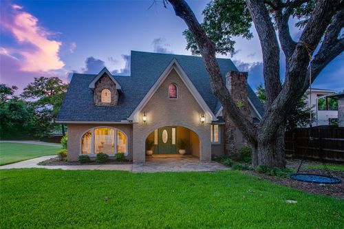 1033 Cedar Hill Ave, Dallas, TX, 75208-4024 | Card Image