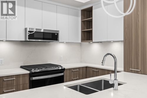 222-630 Boynton Pl, Kelowna, BC, V1V0K2 | Card Image