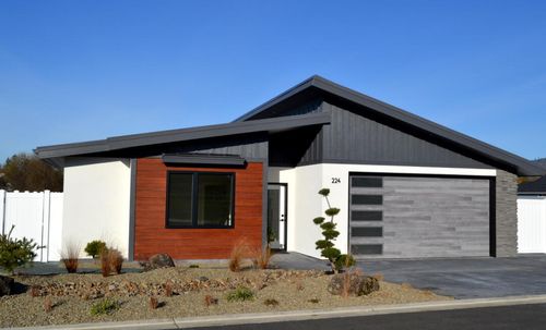 224 Sw Deer Meadow Ln, Grants Pass, OR, 97527-6176 | Card Image