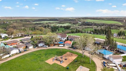 646 Keith Crescent, Moose Jaw, SK, S6H5P9 | Card Image