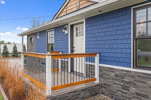 2801 Route 7 S, Middlebury, VT, 05753-9128 | Card Image