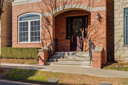 419 Ne 1st Ter, Oklahoma City, OK, 73104-4056 | Card Image