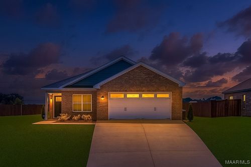 230 Pedric Dr, Wetumpka, AL, 36093-3563 | Card Image