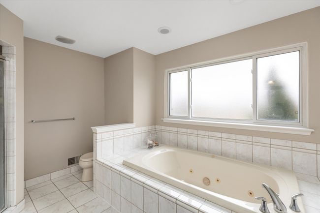 3755 Shefford Blvd, House other with 4 bedrooms, 3 bathrooms and null parking in Canton MI | Image 21