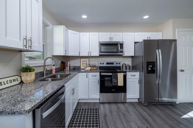 422 Grubert Ave, House other with 3 bedrooms, 2 bathrooms and null parking in STAUNTON VA | Image 4