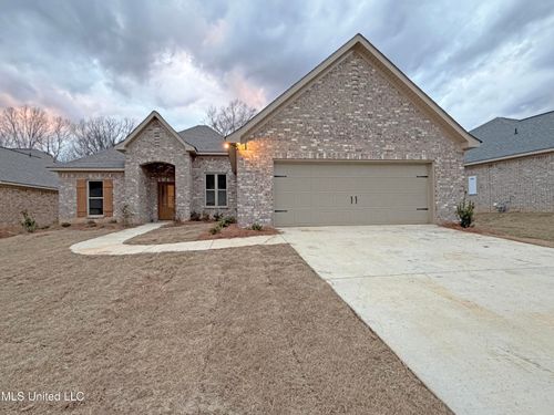 210 Anderson Oaks Dr, Pearl, MS, 39208-1105 | Card Image