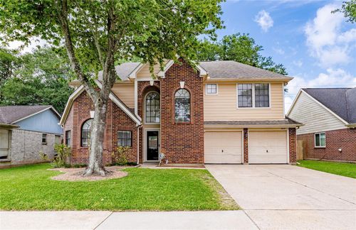 3022 Norwich St, Pearland, TX, 77584-2322 | Card Image