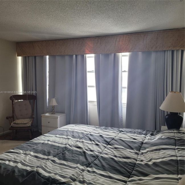 APT-739 - 1801 S Ocean Dr, Condo with 2 bedrooms, 2 bathrooms and null parking in Hallandale Beach FL | Image 7