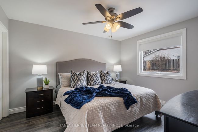125 Guthrie Cres, House other with 3 bedrooms, 2 bathrooms and 4 parking in Whitby ON | Image 26