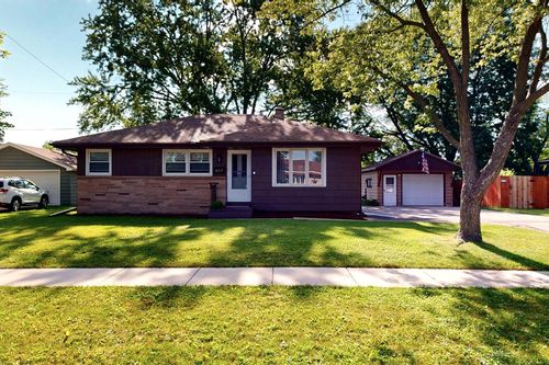 927 Peterson Street, Fort Atkinson, WI, 53538 | Card Image