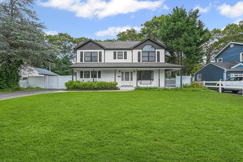 47 Yuma Ln, East Islip, NY, 11730-2639 | Card Image