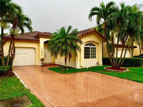 0-11325 Nw 52nd Ln, Doral, FL, 33178 | Card Image