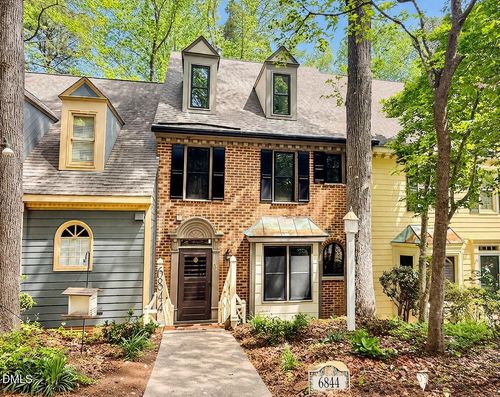 6844 Gloucester Rd, Raleigh, NC, 27612-2474 | Card Image
