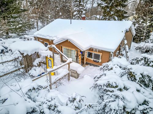 125 W Ashland Rd, Twin Lake, MI, 49457-9118 | Card Image