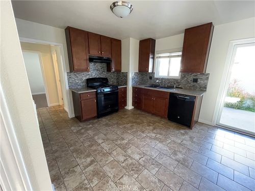 apt-f-363 E 18th St, Costa Mesa, CA, 92627-3115 | Card Image