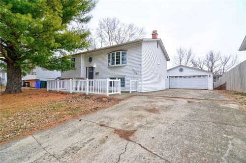 3245 E Robin Drive, Decatur, IL, 62526 | Card Image