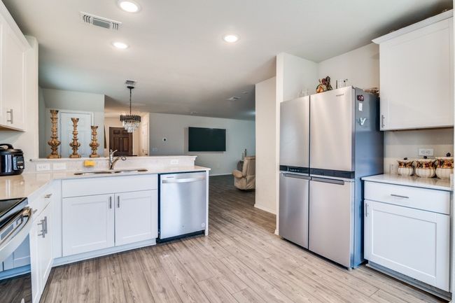 2058 Henrietta Dr, House other with 4 bedrooms, 3 bathrooms and null parking in Forney TX | Image 9