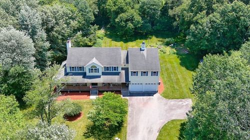 31 Swing Dr, Berkley, MA, 02779-1912 | Card Image